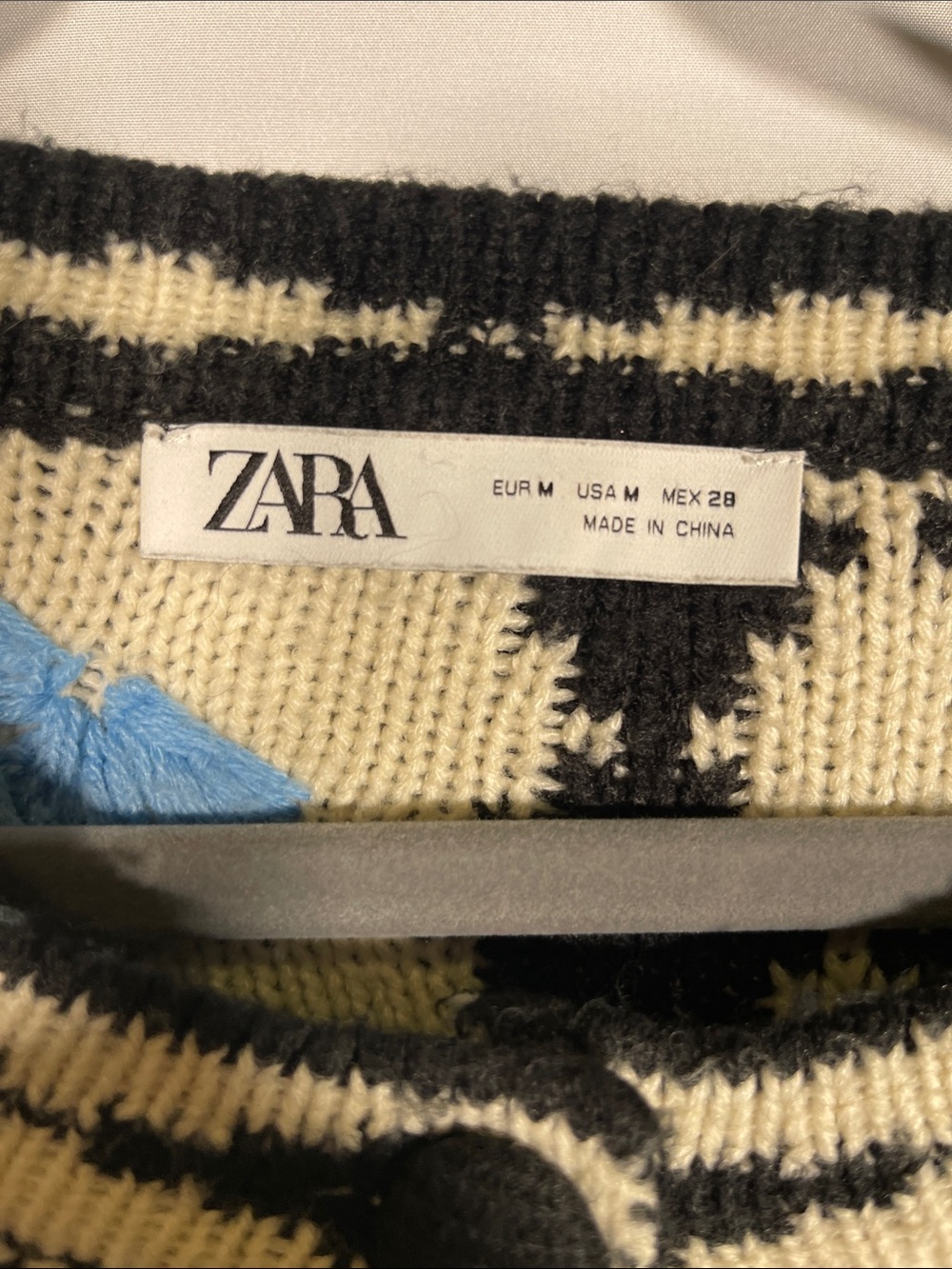 ZARA WOMENS FLORAL CARDIGAN SWEATER BLUE BLACK MEDIUM 0021/122/050/M - Picture 3 of 8
